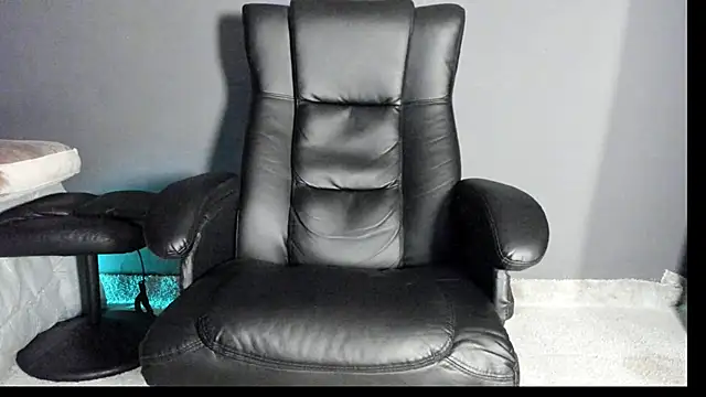 Brock hurn1 online show from 10-29-25, 02:03