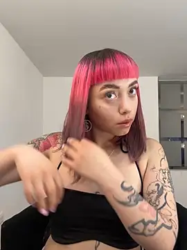 GigiVolkova online show from 12-03-25, 01:02