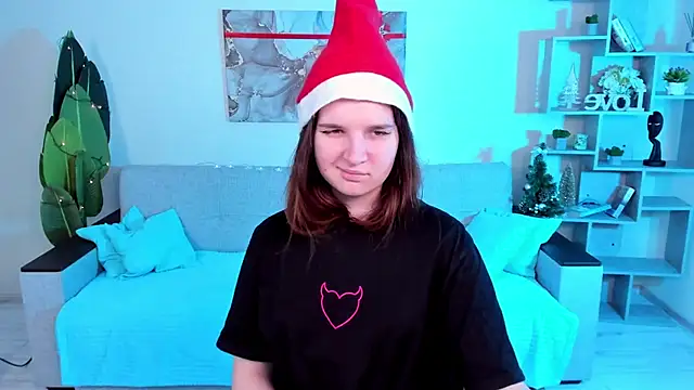 Snapshot of BonneyLove chatting on 01-06-25, 10:47 BonneyLove online show from 01-06-25, 10:47