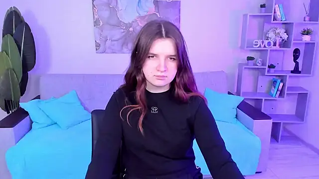 Snapshot of BonneyLove chatting on 01-17-25, 08:00 BonneyLove online show from 01-17-25, 08:00