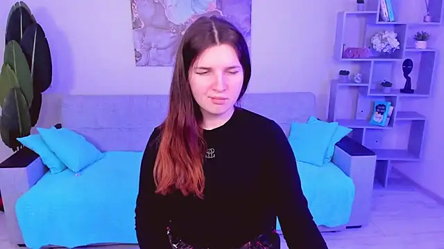 Snapshot of BonneyLove chatting on 02-10-25, 09:15 BonneyLove online show from 02-10-25, 09:15