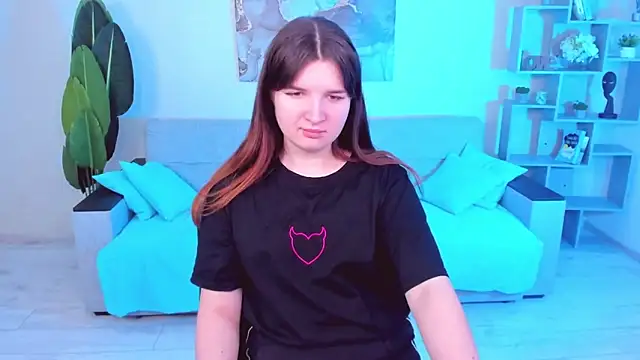 Snapshot of BonneyLove chatting on 02-12-25, 05:58 BonneyLove online show from 02-12-25, 05:58