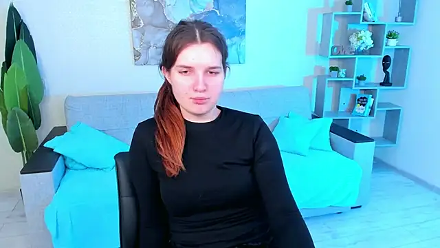 Snapshot of BonneyLove chatting on 03-06-25, 09:42 BonneyLove online show from 03-06-25, 09:42