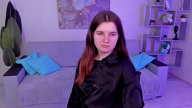 Snapshot of BonneyLove chatting on 03-19-25, 08:32 BonneyLove online show from 03-19-25, 08:32