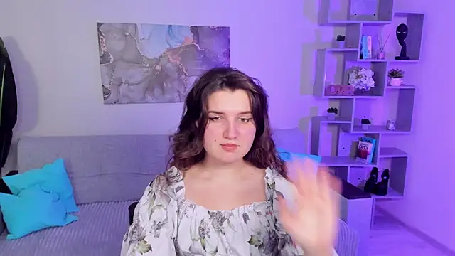 Snapshot of BonneyLove chatting on 02-12-26, 06:58 BonneyLove online show from 02-12-26, 06:58