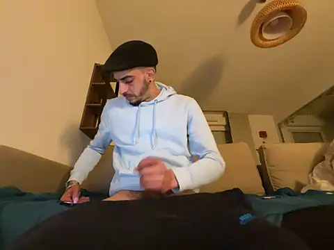 Rebeu313 online show from 03-04-25, 12:18