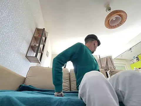 Rebeu313 online show from 03-10-25, 10:26