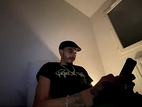 Rebeu313 online show from 10-01-25, 03:45