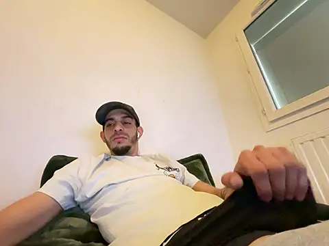 Rebeu313 online show from 01-14-26, 12:00