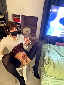 Snapshot of AwakeSubtitle chatting on 01-06-26, 12:31 AwakeSubtitle online show from 01-06-26, 12:31