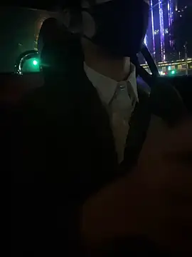 Snapshot of AwakeSubtitle chatting on 02-11-26, 12:32 AwakeSubtitle online show from 02-11-26, 12:32