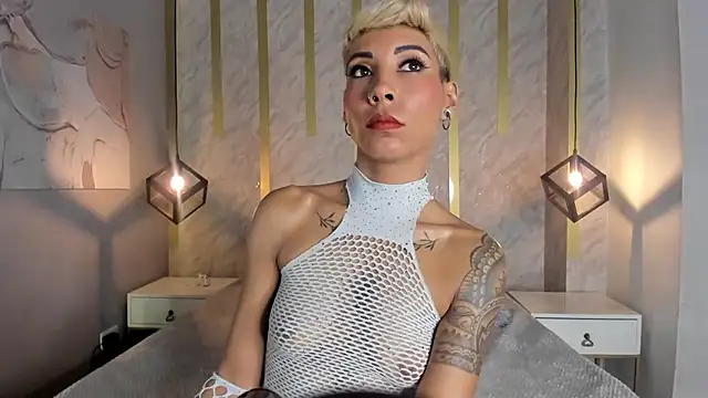 MiaMorgan  online show from 12-30-24, 11:37