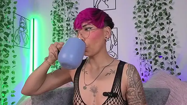 MiaMorgan  online show from 04-09-26, 02:11