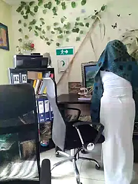 Snapshot of NAJWA-ARAB chatting on 12-09-24, 05:41 NAJWA-ARAB online show from 12-09-24, 05:41