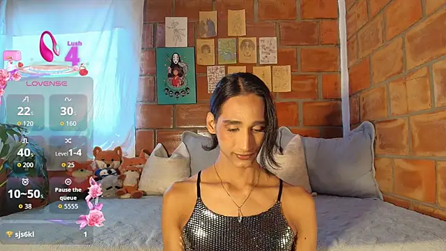 skyyfoxpraga online show from 06-22-26, 06:16