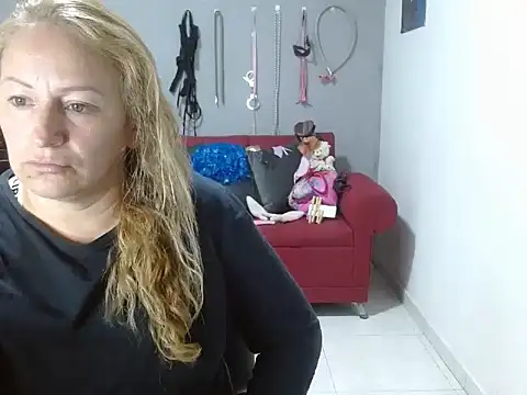 emperabigbootybigass online show from 02-11-25, 12:27