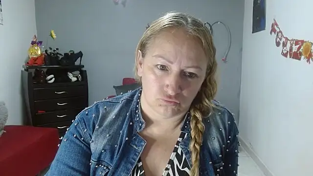 emperabigbootybigass online show from 03-08-25, 12:09