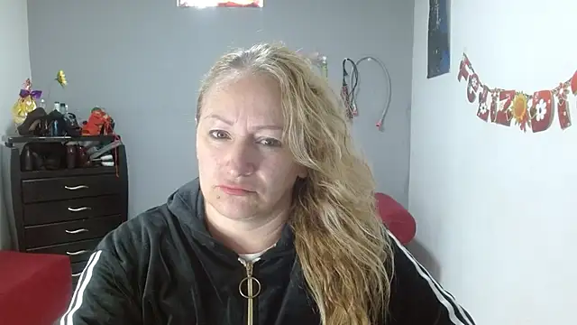 emperabigbootybigass online show from 03-11-25, 12:17