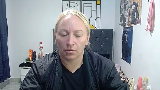 emperabigbootybigass online show from 05-19-26, 12:22
