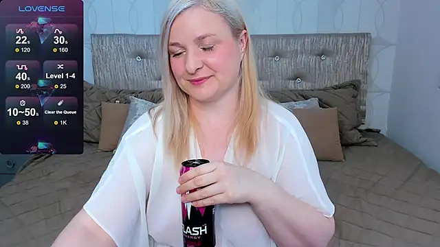 AnnaXCherri online show from 03-08-25, 03:06