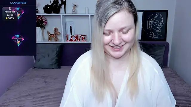 AnnaXCherri online show from 11-28-25, 02:47