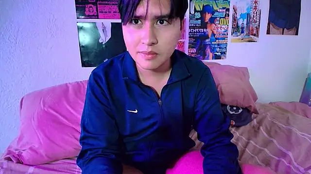 Snapshot of shinji-18 chatting on 03-09-25, 12:10 shinji-18 online show from 03-09-25, 12:10