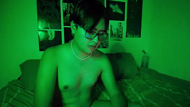 Snapshot of shinji-18 chatting on 03-15-25, 01:19 shinji-18 online show from 03-15-25, 01:19