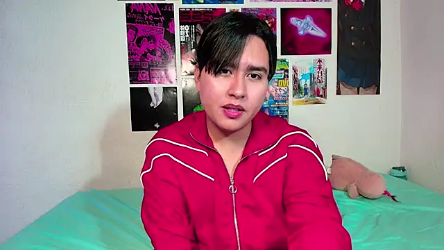 Snapshot of shinji-18 chatting on 10-01-25, 11:44 shinji-18 online show from 10-01-25, 11:44