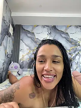 Snapshot of KatalinnaBrown chatting on 05-21-26, 04:25 KatalinnaBrown online show from 05-21-26, 04:25