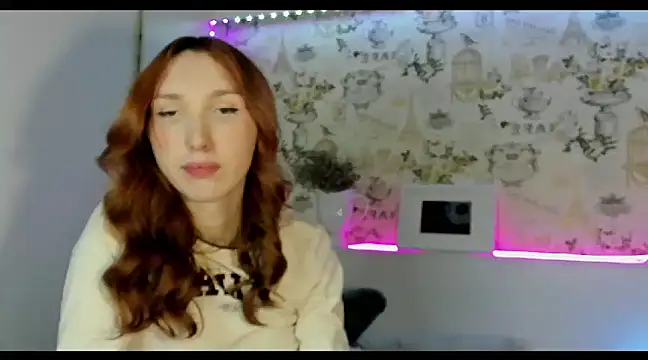 LisaIcon online show from 01-12-25, 03:49