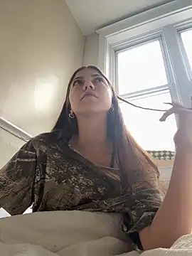 emilycoco online show from 04-26-26, 08:28