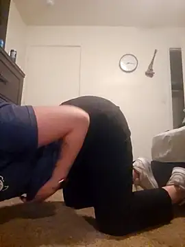 Snapshot of Ashleylynn34 chatting on 02-05-26, 01:21 Ashleylynn34 online show from 02-05-26, 01:21