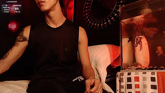 Godly huan online show from 11-01-25, 02:46