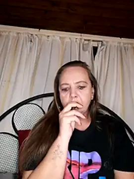 Kimmyb777 online show from 05-20-26, 04:57