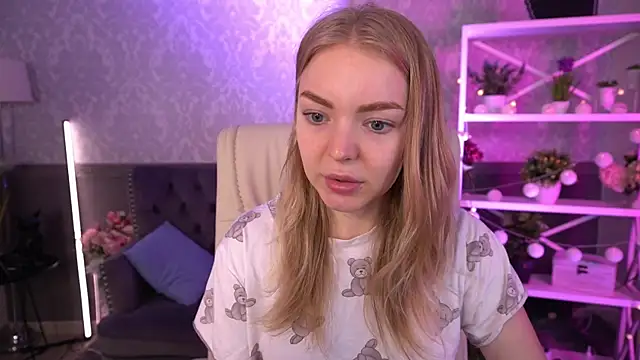 EmilySunshineS online show from 09-18-25, 06:26