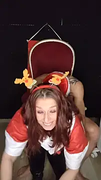 Snapshot of Sweet-SpicyOff chatting on 12-23-24, 09:51 Sweet-SpicyOff online show from 12-23-24, 09:51