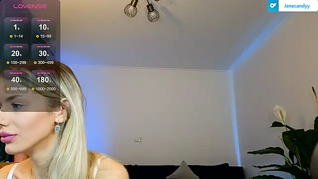 janecandyy  online show from 02-10-25, 05:09