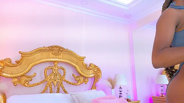 AshleyFerri online show from 04-21-26, 12:11