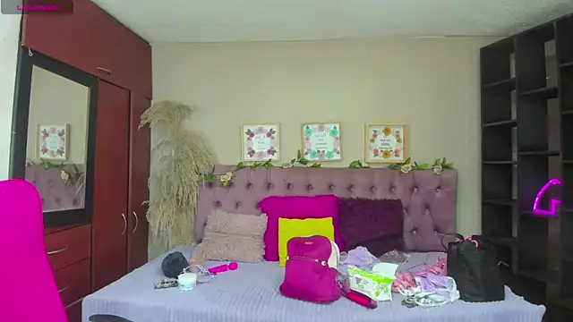  Pamela ebony online show from 12-04-25, 01:09