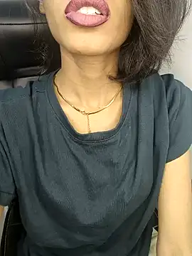 glam goddess online show from 01-14-25, 04:15