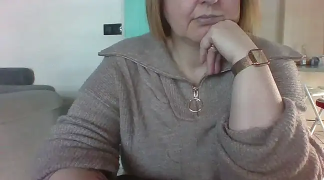Snapshot of Sandcoq chatting on 02-27-25, 02:54 Sandcoq online show from 02-27-25, 02:54