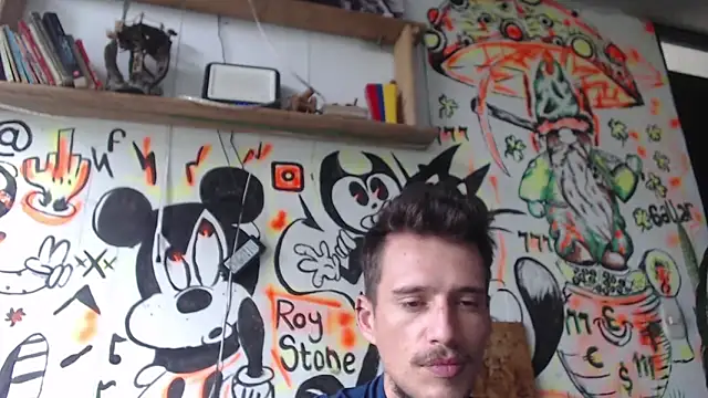 roystonee01 online show from 10-13-25, 11:54