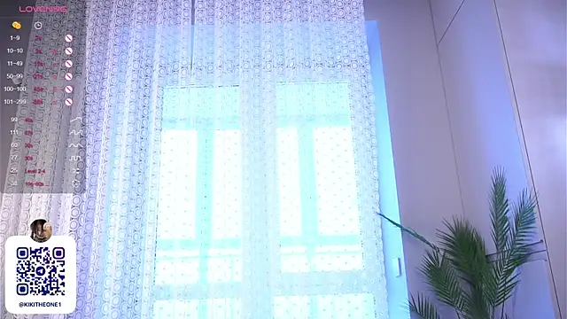 Snapshot of SynneFrary chatting on 02-03-25, 12:25 SynneFrary online show from 02-03-25, 12:25