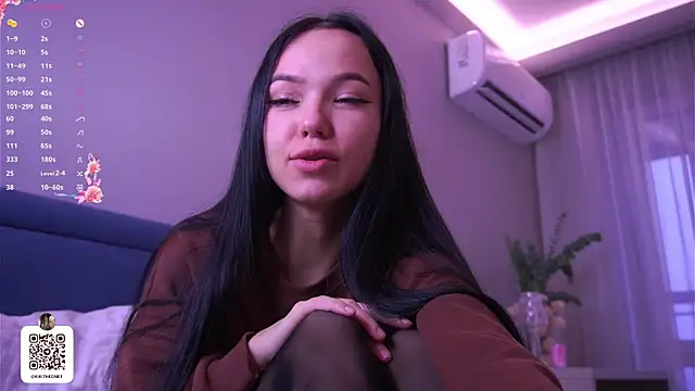 Snapshot of SynneFrary chatting on 12-02-25, 06:08 SynneFrary online show from 12-02-25, 06:08