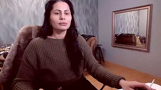 Sara Poison online show from 02-04-25, 04:05