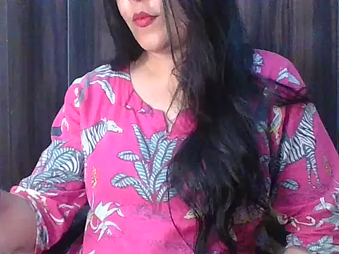 Snapshot of santurmom chatting on 06-29-26, 05:35 santurmom online show from 06-29-26, 05:35