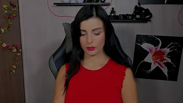 Snapshot of KayWuds chatting on 12-03-24, 02:05 KayWuds online show from 12-03-24, 02:05