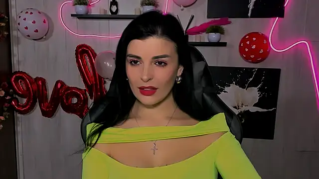 Snapshot of KayWuds chatting on 02-20-25, 06:28 KayWuds online show from 02-20-25, 06:28