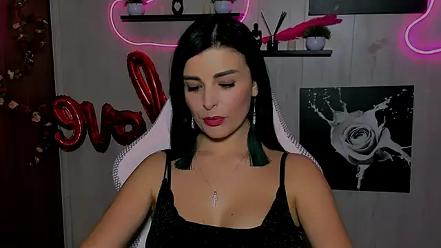 Snapshot of KayWuds chatting on 02-28-25, 03:26 KayWuds online show from 02-28-25, 03:26