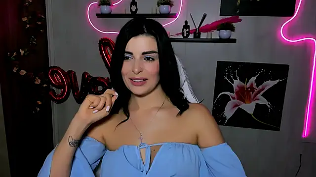 Snapshot of KayWuds chatting on 03-10-25, 04:14 KayWuds online show from 03-10-25, 04:14